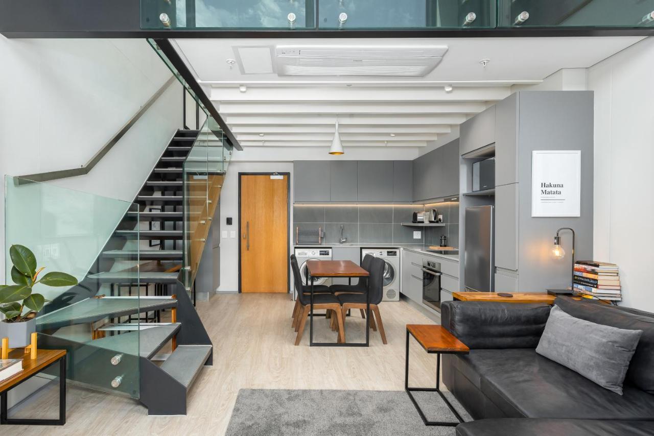 117 On Strand Apartments Fokváros Kültér fotó