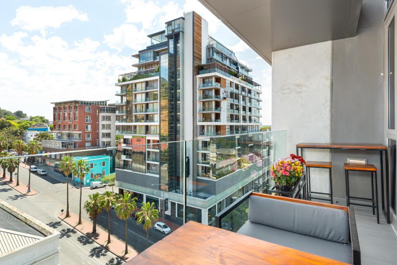 117 On Strand Apartments Fokváros Kültér fotó