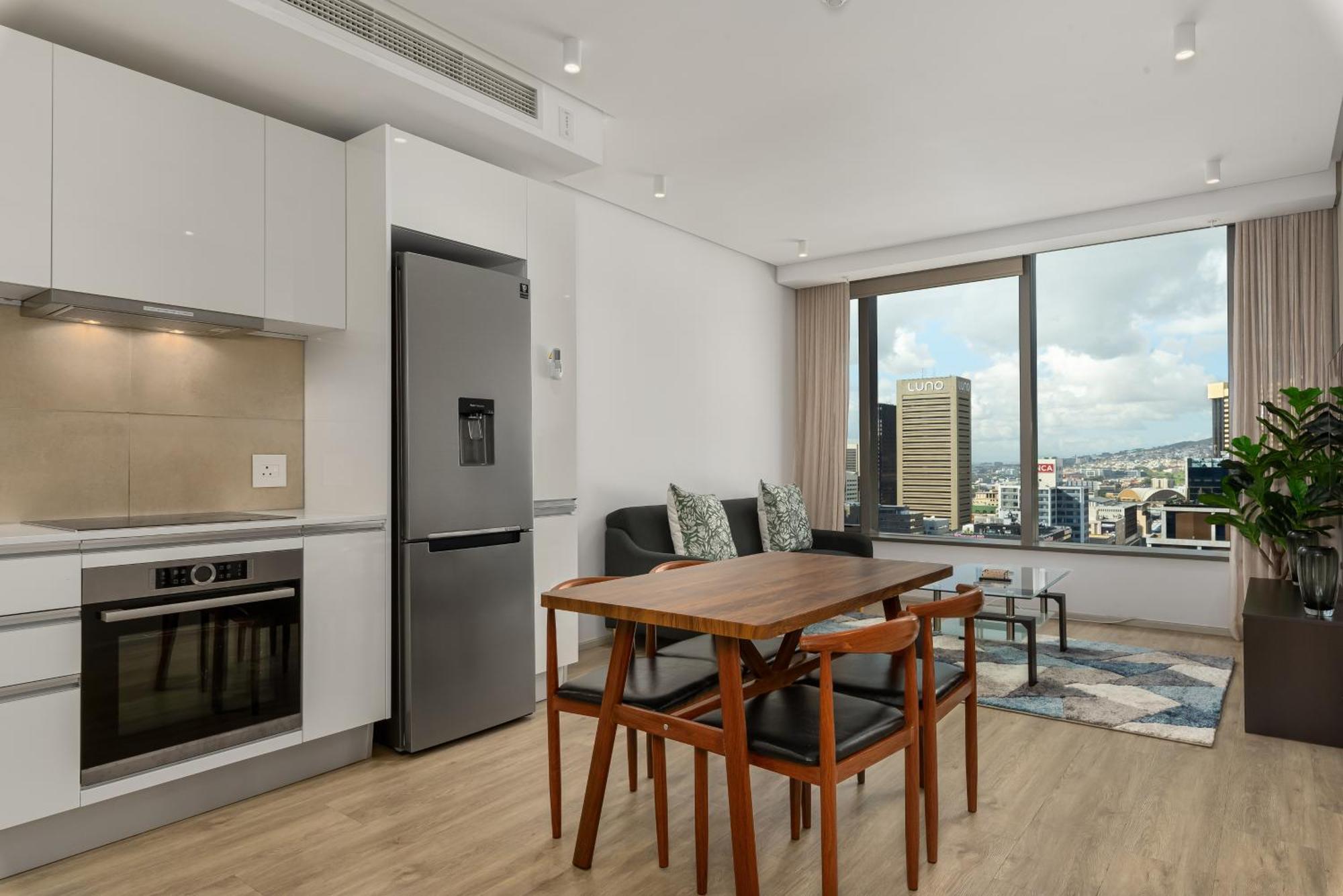 117 On Strand Apartments Fokváros Kültér fotó