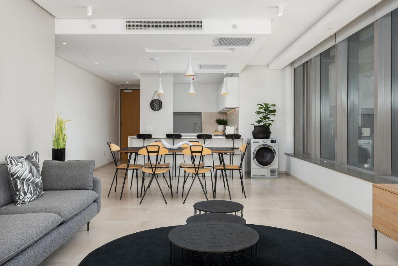 117 On Strand Apartments Fokváros Kültér fotó